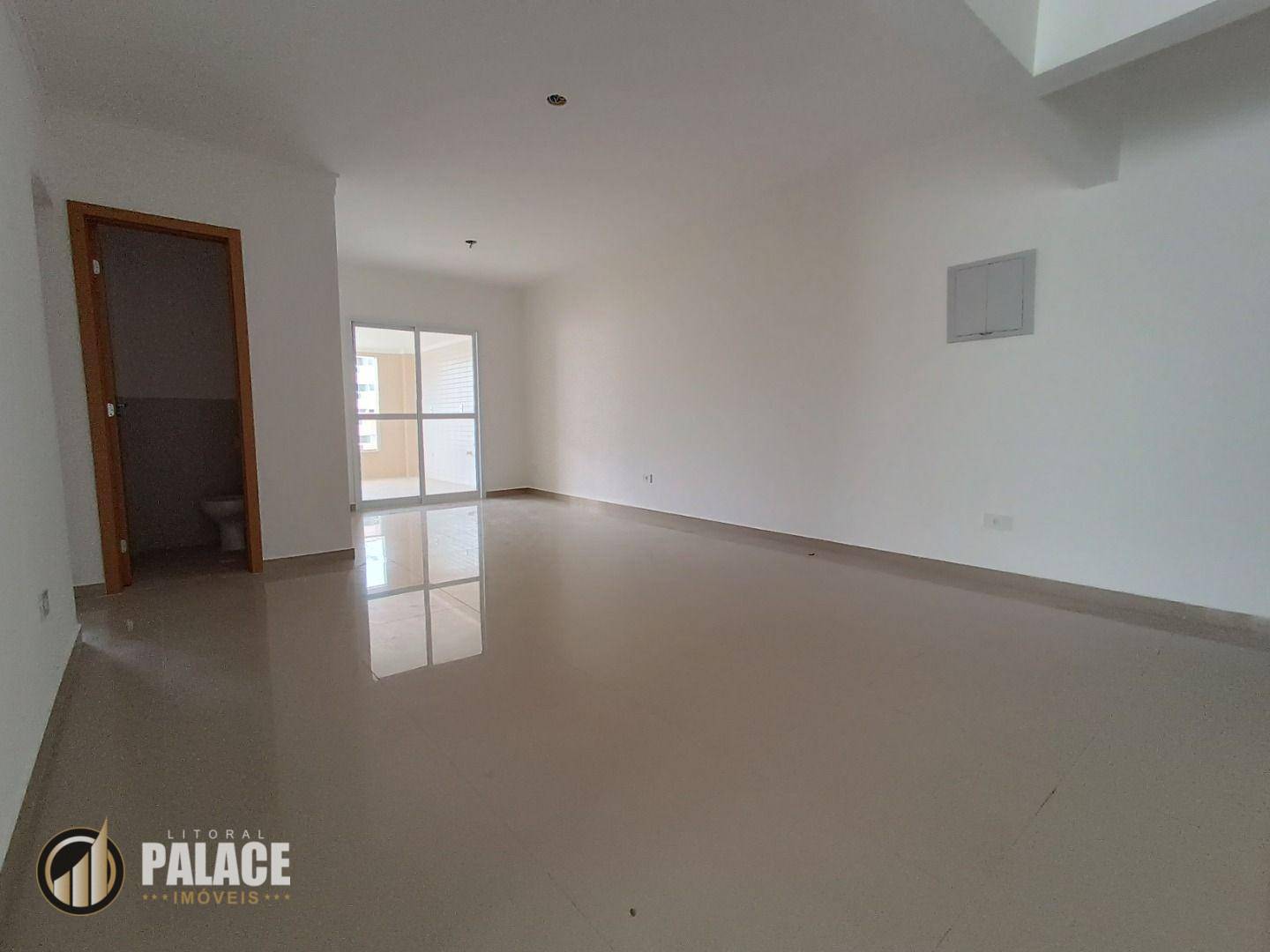 Apartamento à venda com 3 quartos, 104m² - Foto 2