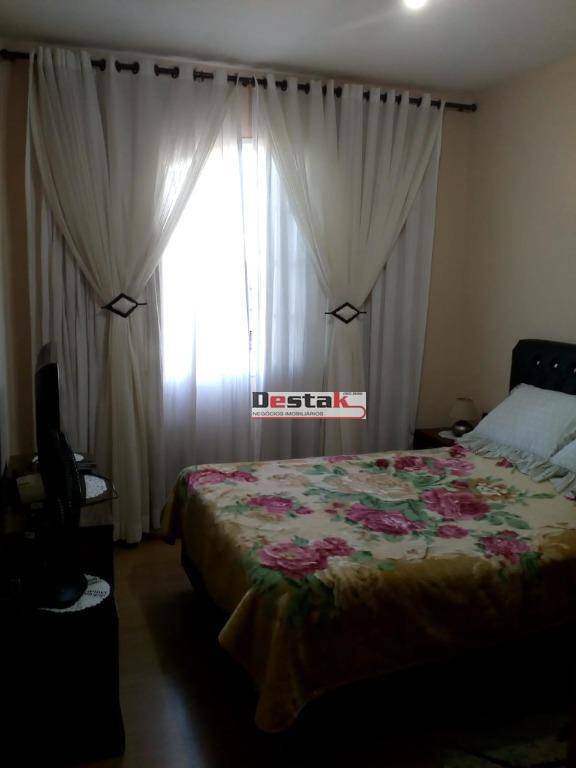 Apartamento à venda com 2 quartos, 70m² - Foto 8