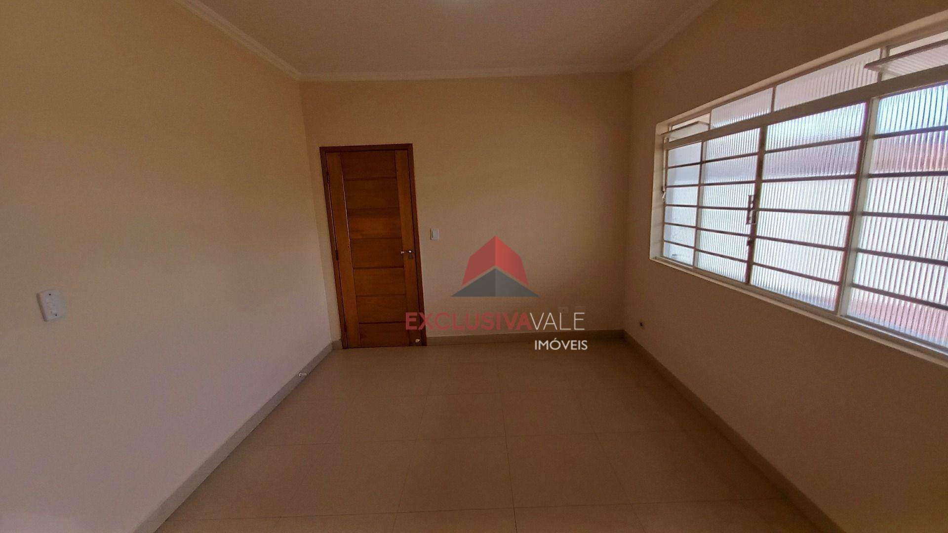 Casa à venda com 5 quartos, 232m² - Foto 4
