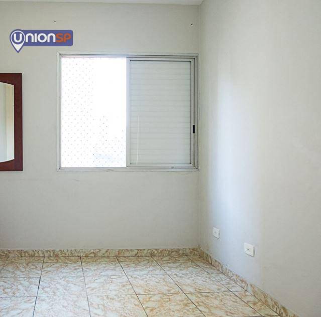 Apartamento à venda com 2 quartos, 70m² - Foto 4