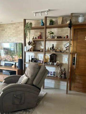 Apartamento à venda com 3 quartos, 140m² - Foto 2