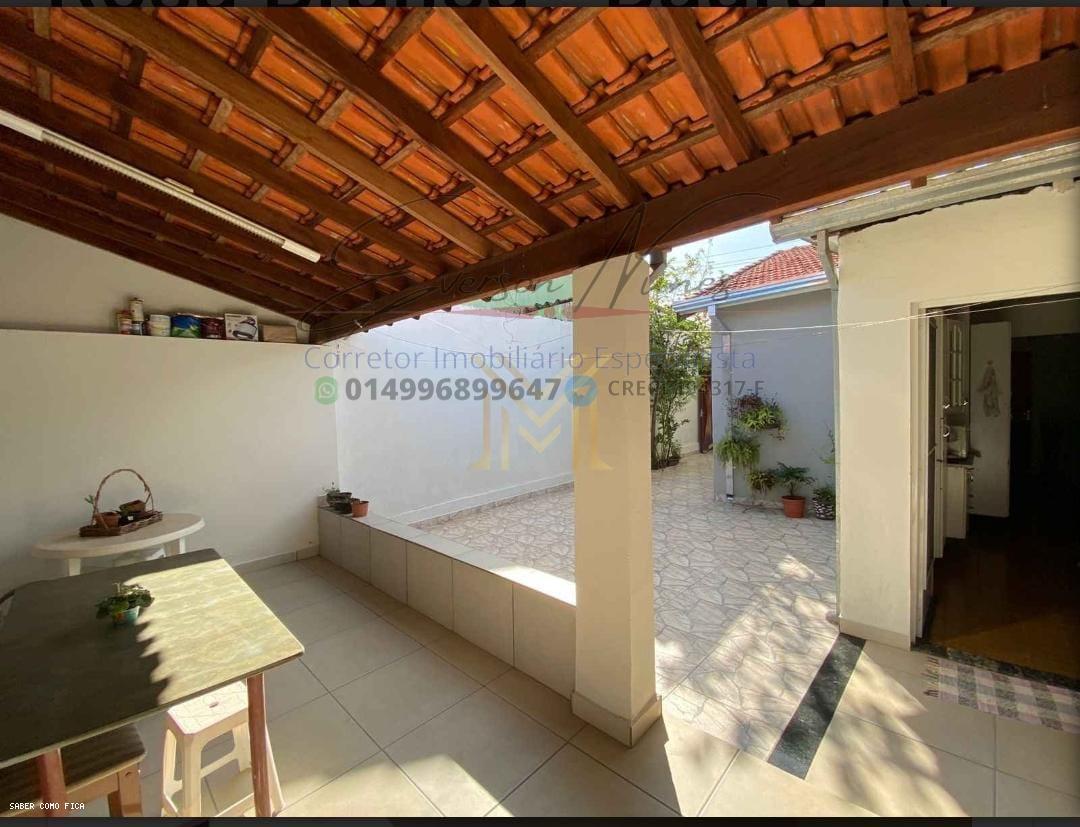 Casa à venda com 3 quartos, 250m² - Foto 6