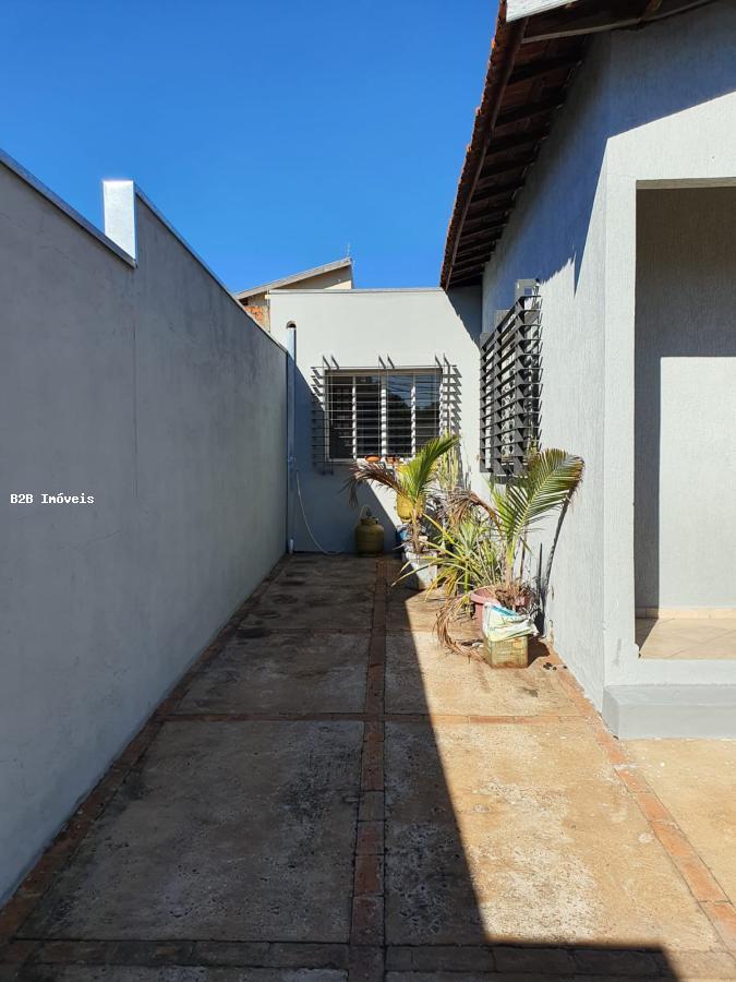 Casa à venda com 5 quartos, 158m² - Foto 5