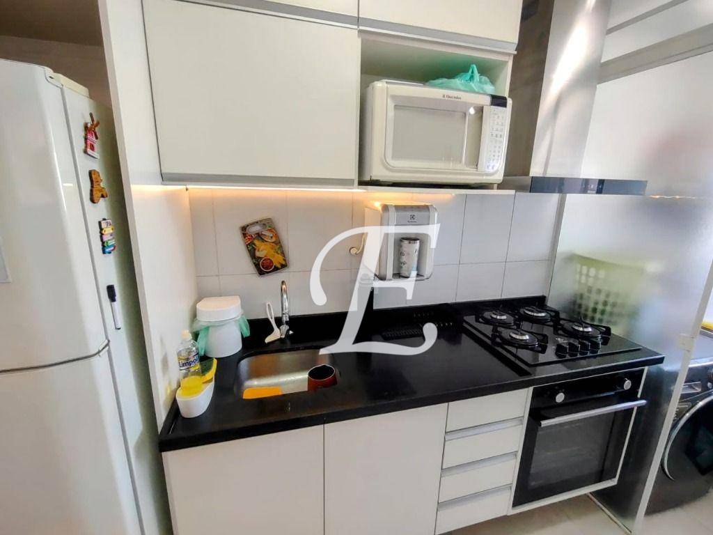 Apartamento à venda com 2 quartos, 72m² - Foto 14