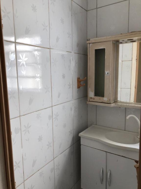 Casa à venda com 2 quartos, 90m² - Foto 18