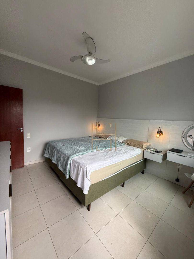 Casa, 4 quartos, 201 m² - Foto 2