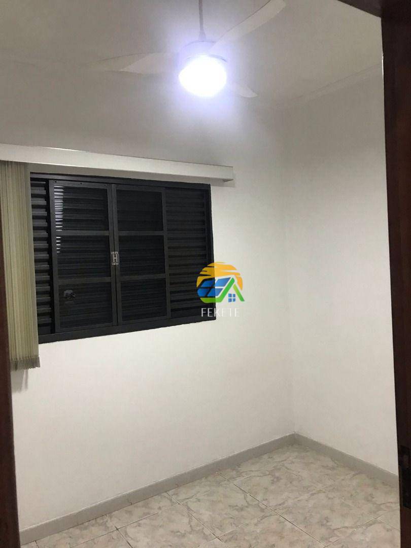 Casa à venda com 3 quartos, 96m² - Foto 8