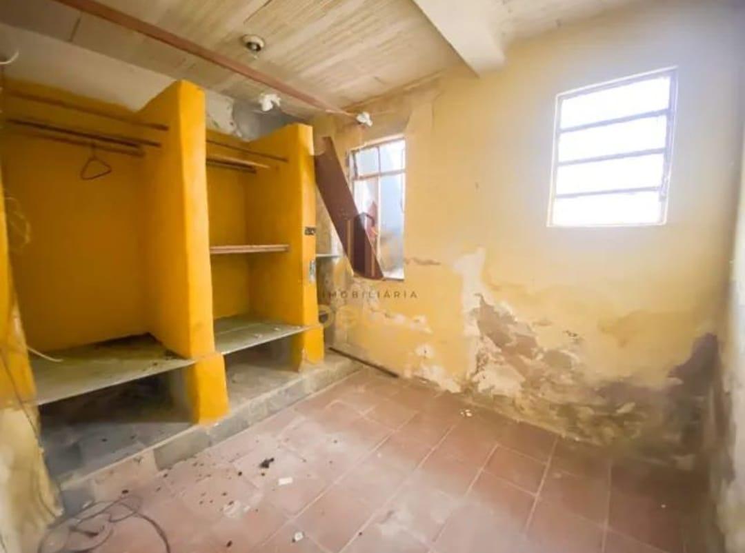 Casa à venda com 3 quartos, 200m² - Foto 16