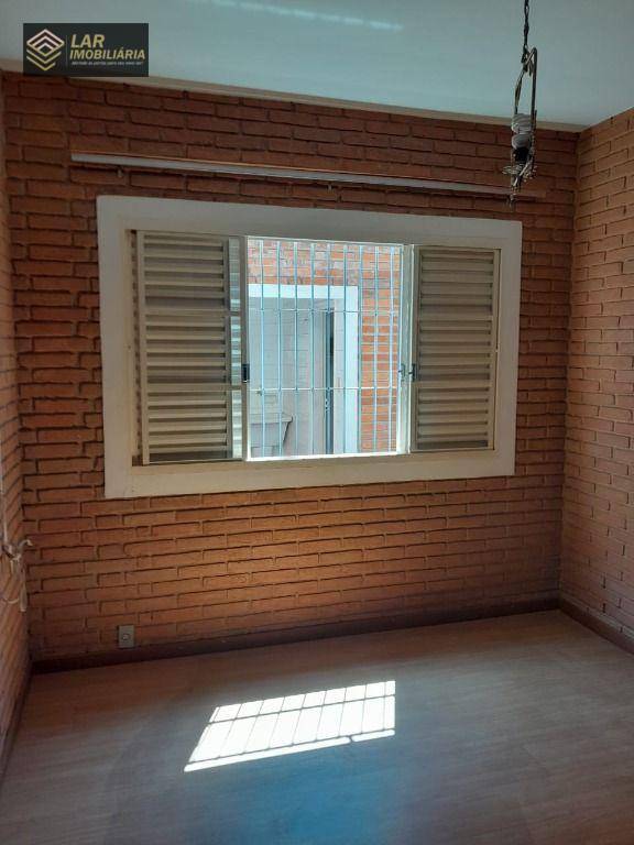 Casa à venda com 2 quartos, 90m² - Foto 11