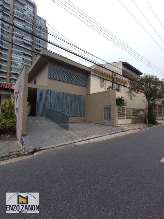 Sobrado para alugar com 3 quartos, 350m² - Foto 1