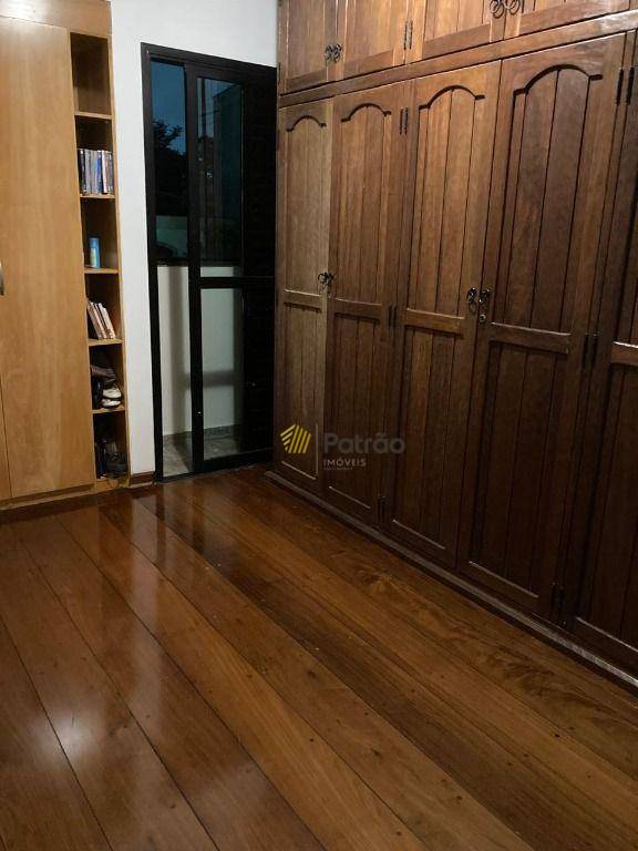 Apartamento à venda com 3 quartos, 139m² - Foto 7