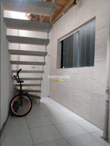 Sobrado à venda com 2 quartos, 210m² - Foto 16