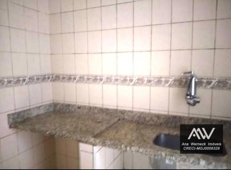 Apartamento à venda com 2 quartos, 70m² - Foto 9