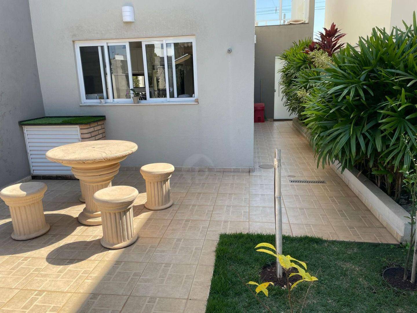 Casa de Condomínio à venda com 4 quartos, 271m² - Foto 33