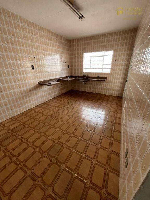 Casa, 3 quartos, 200 m² - Foto 5