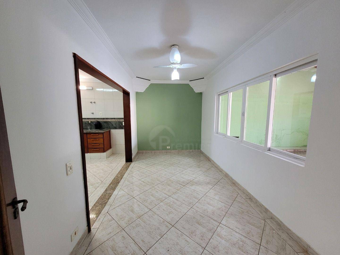 Casa à venda com 3 quartos, 312m² - Foto 9