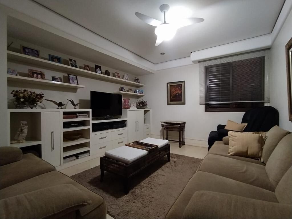 Apartamento à venda com 4 quartos, 250m² - Foto 21