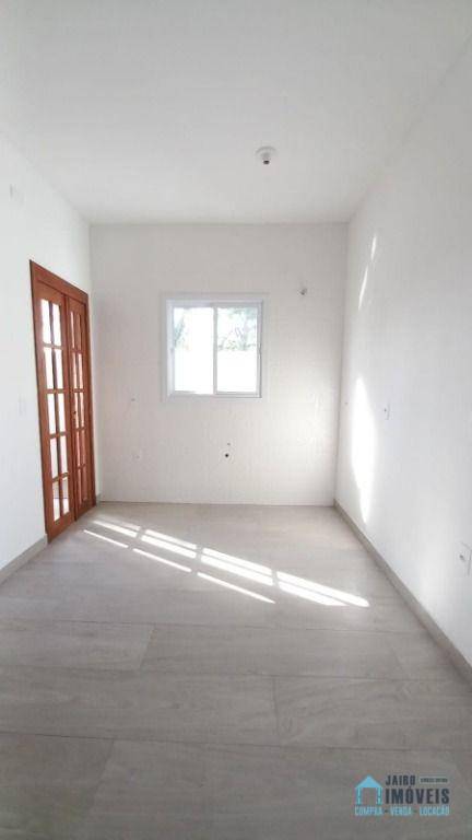 Casa à venda com 3 quartos, 106m² - Foto 11