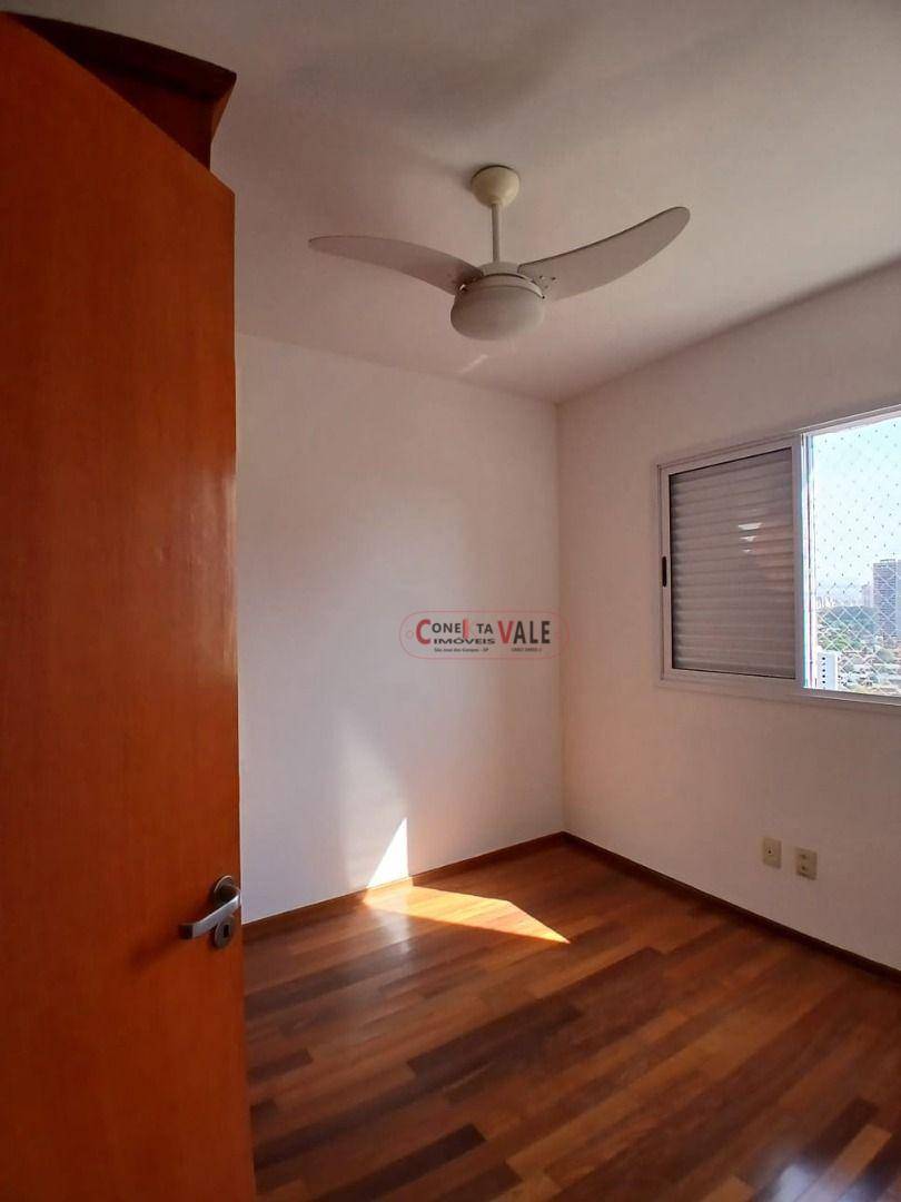 Apartamento para alugar com 2 quartos, 65m² - Foto 9