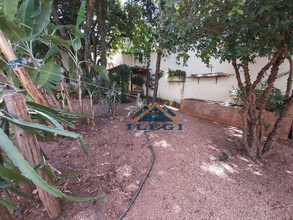 Casa de Condomínio à venda com 4 quartos, 661m² - Foto 32