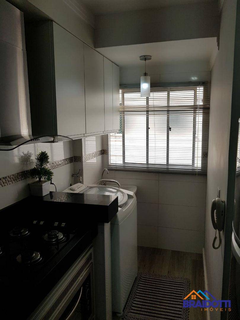 Apartamento à venda com 2 quartos, 49m² - Foto 3