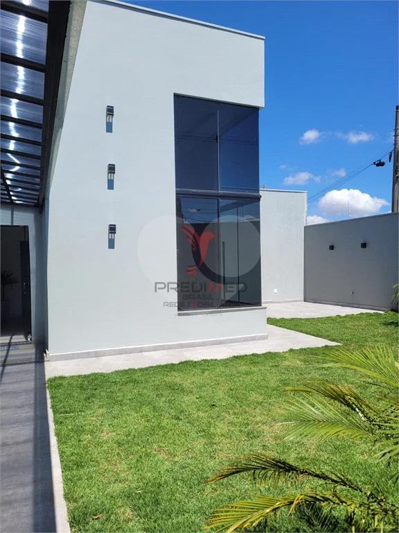 Casa à venda com 3 quartos, 229m² - Foto 2