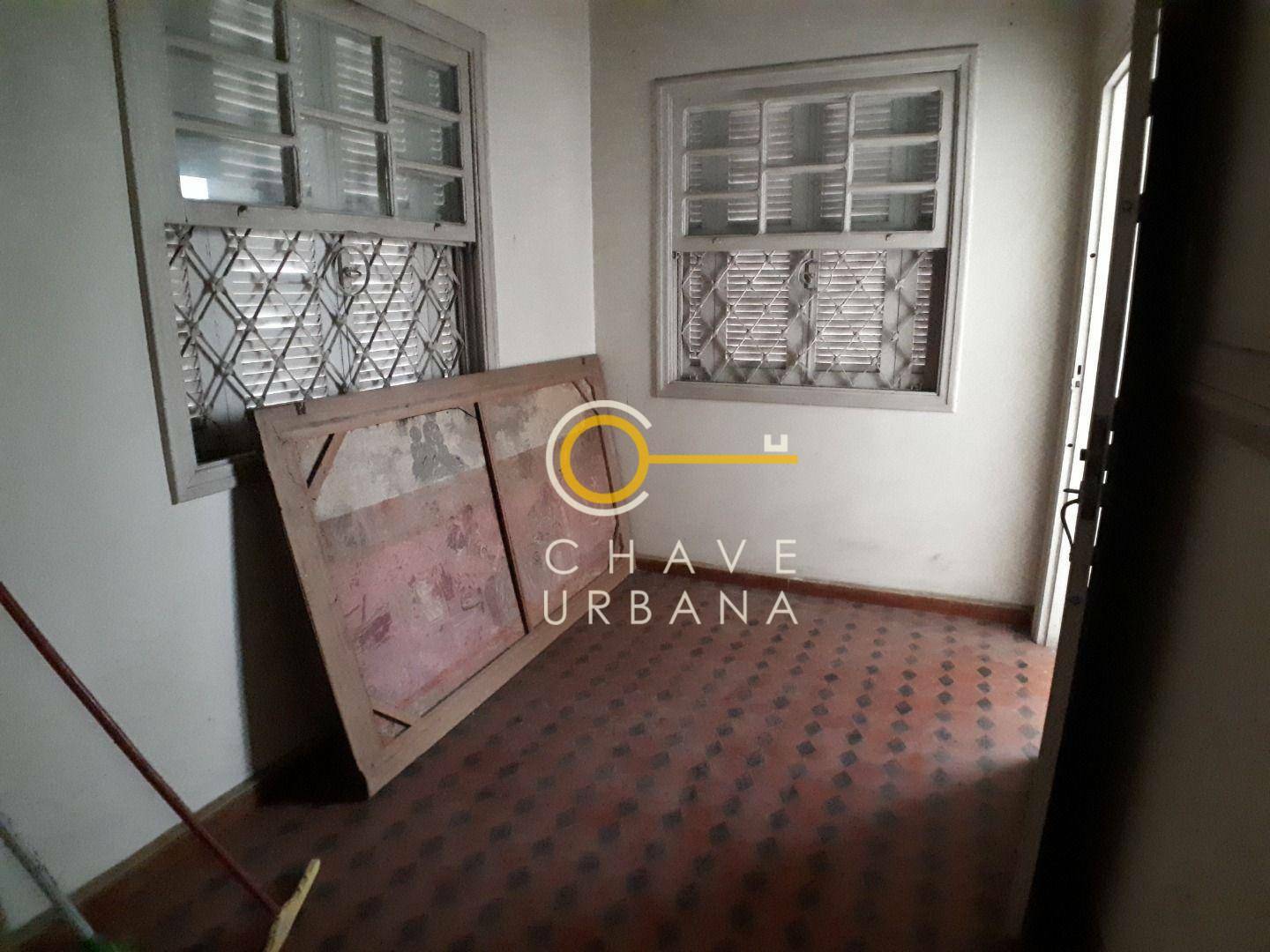 Casa para alugar com 3 quartos, 335m² - Foto 16