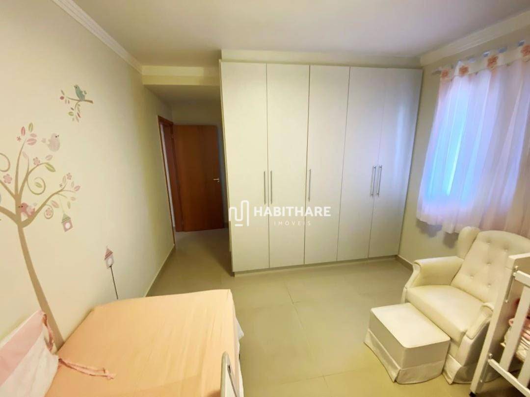 Apartamento à venda com 3 quartos, 140m² - Foto 11