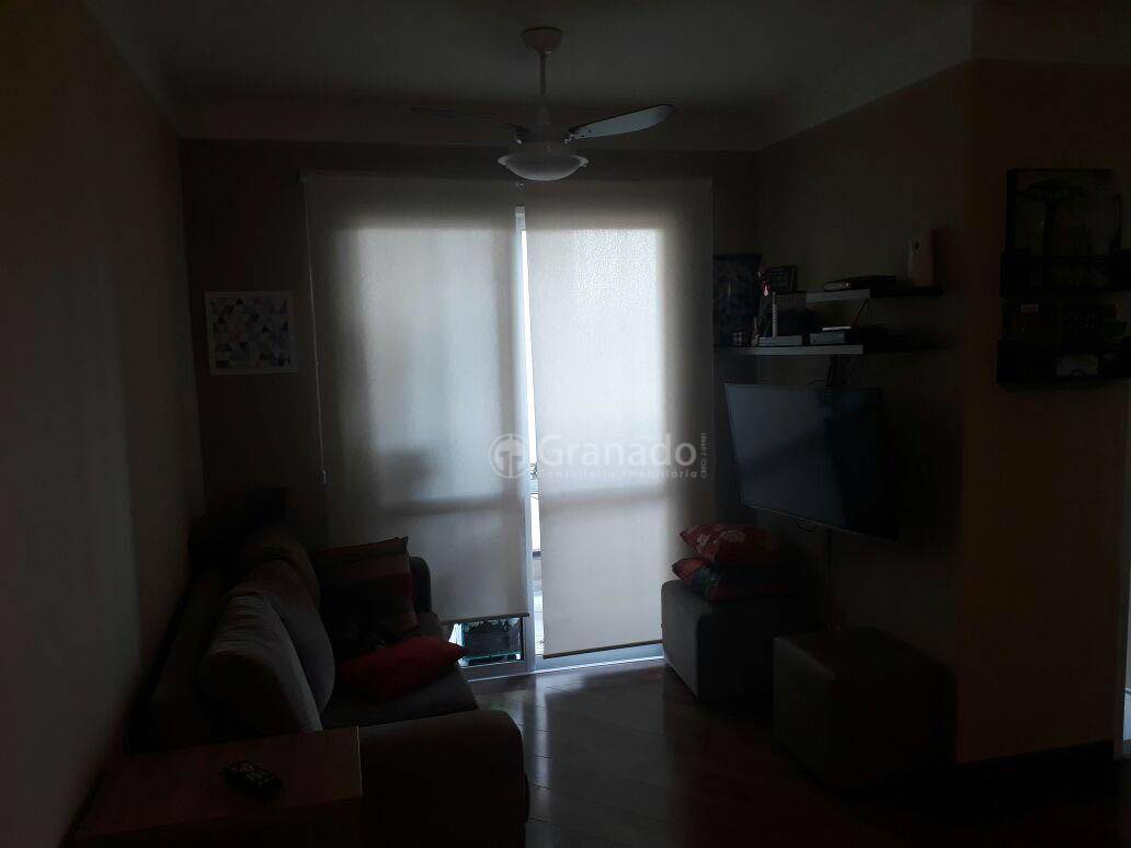 Apartamento à venda com 2 quartos, 64m² - Foto 17