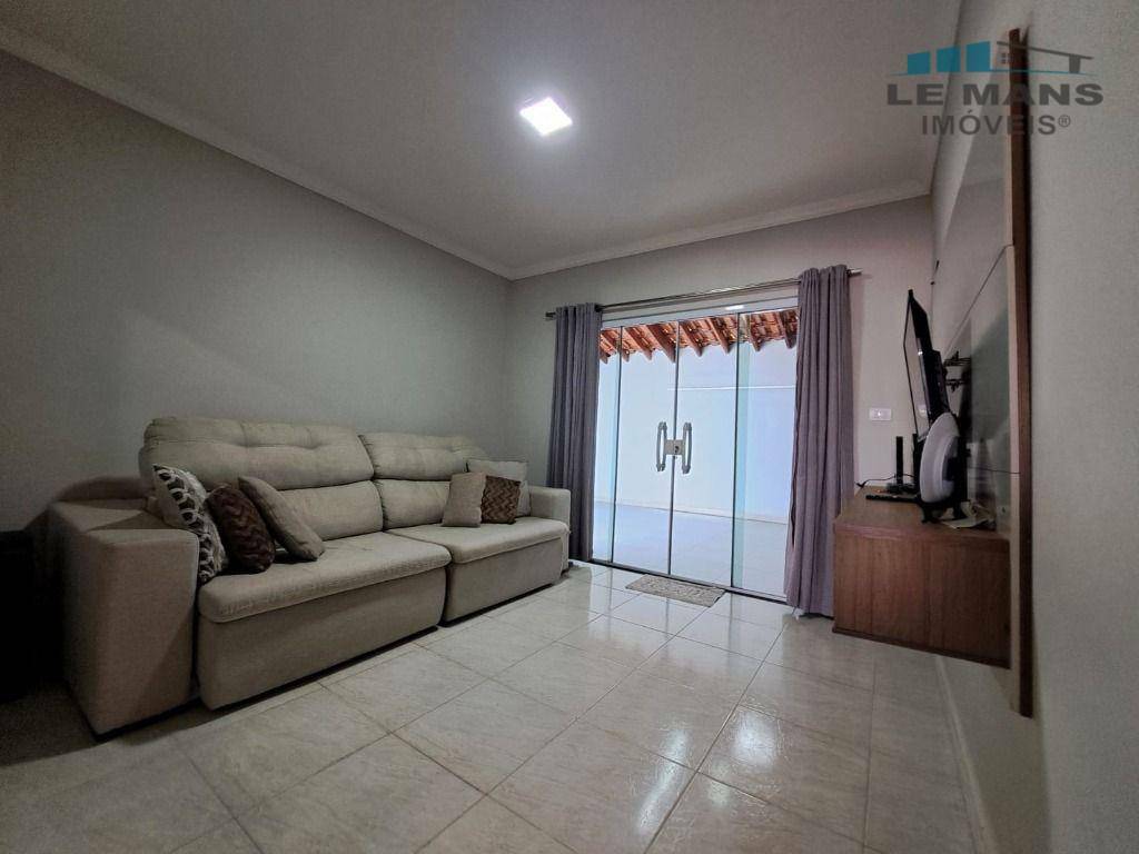 Casa à venda com 3 quartos, 150m² - Foto 7