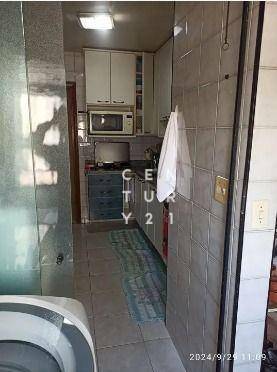 Apartamento à venda com 3 quartos, 80m² - Foto 5