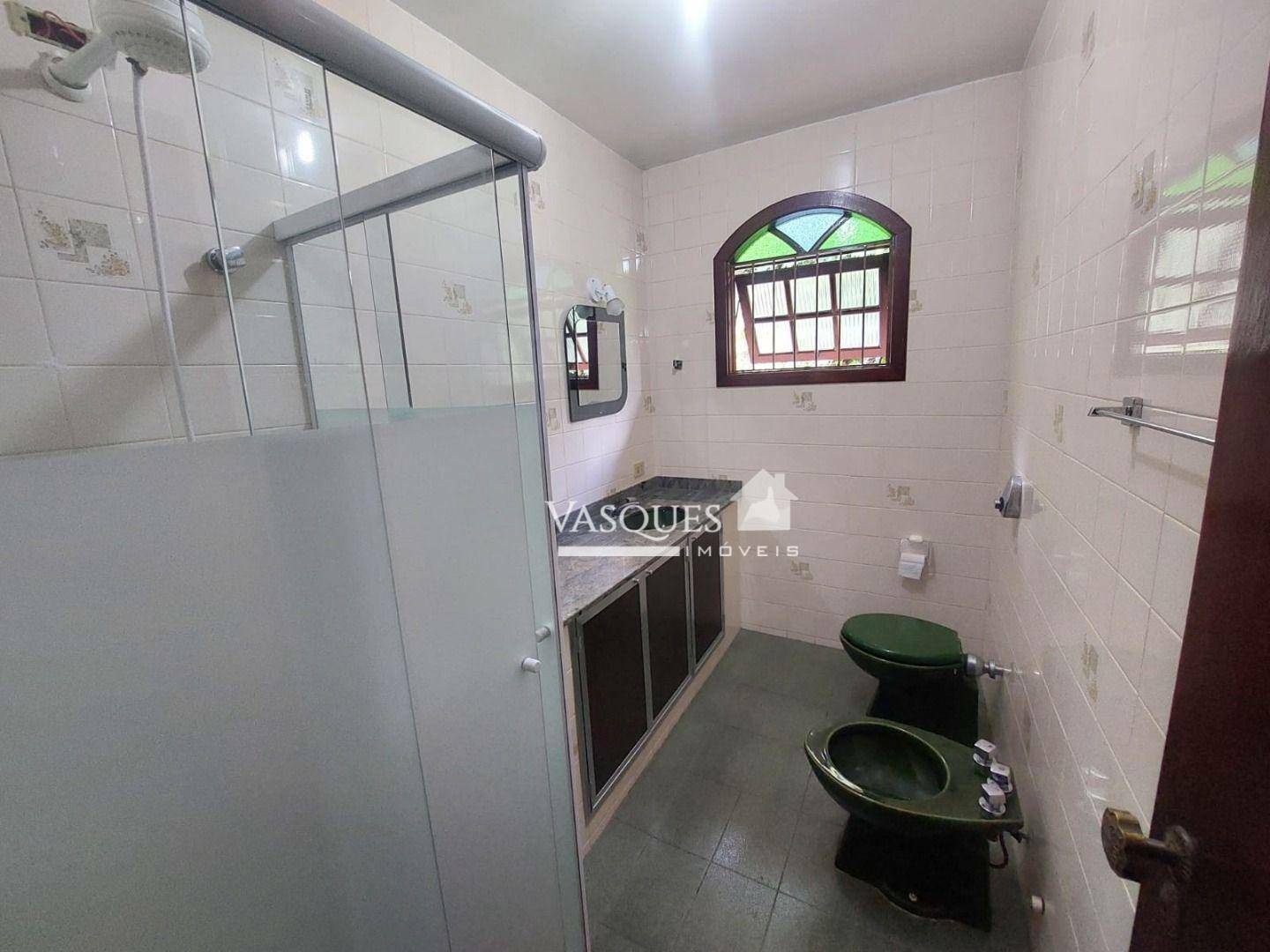 Casa para alugar com 3 quartos, 110m² - Foto 8