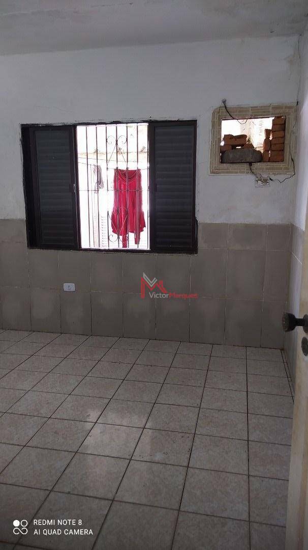 Casa à venda com 3 quartos, 180m² - Foto 11