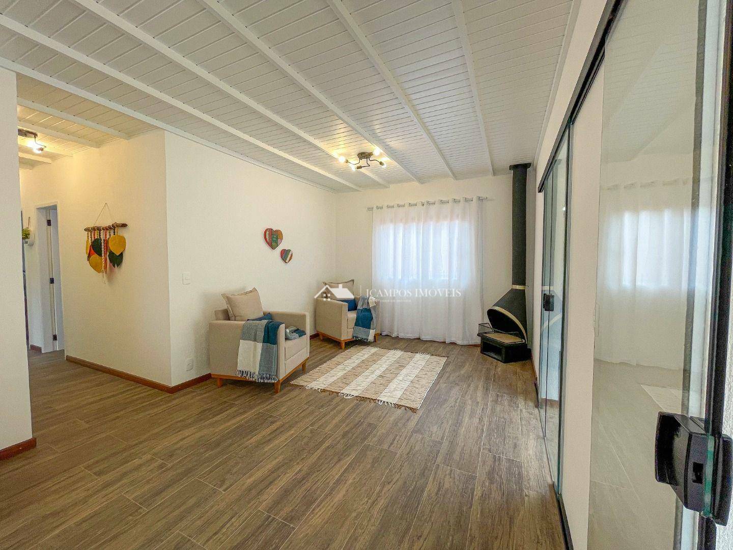 Casa à venda com 3 quartos, 140m² - Foto 3