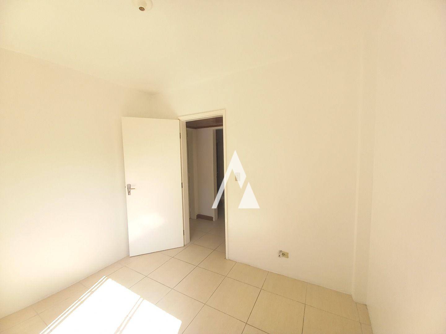 Apartamento para alugar com 2 quartos, 50m² - Foto 8