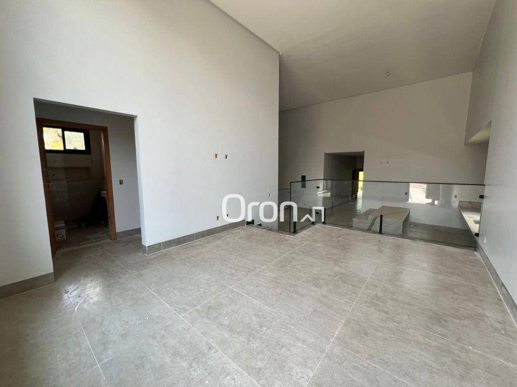 Sobrado à venda com 4 quartos, 319m² - Foto 11