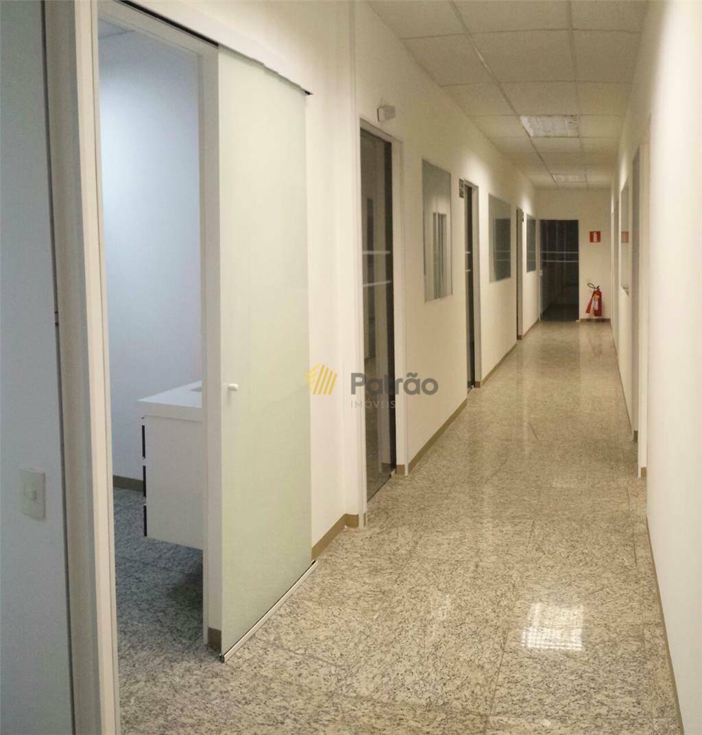 Depósito-Galpão-Armazém para alugar, 1350m² - Foto 5