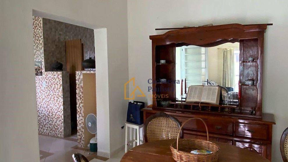 Casa à venda com 5 quartos, 306m² - Foto 8