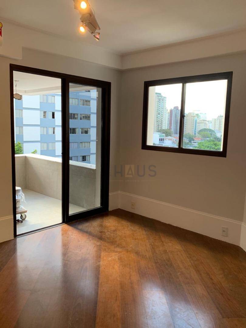 Apartamento à venda com 3 quartos, 103m² - Foto 1