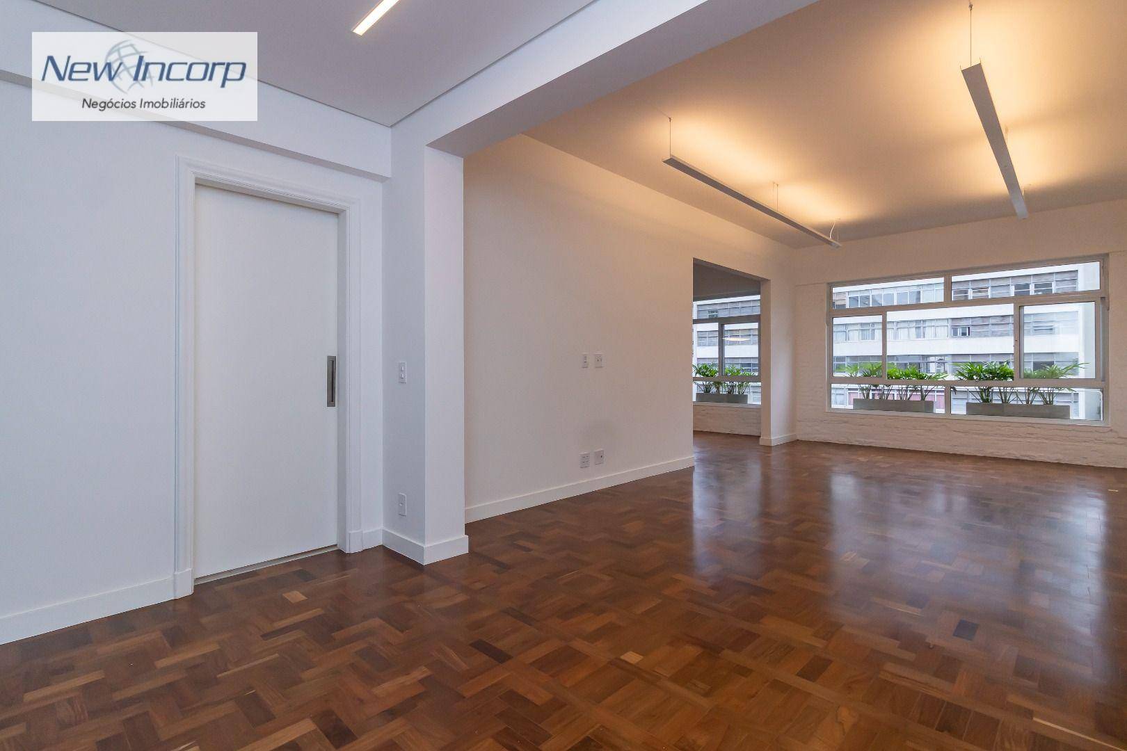 Apartamento à venda com 3 quartos, 239m² - Foto 19