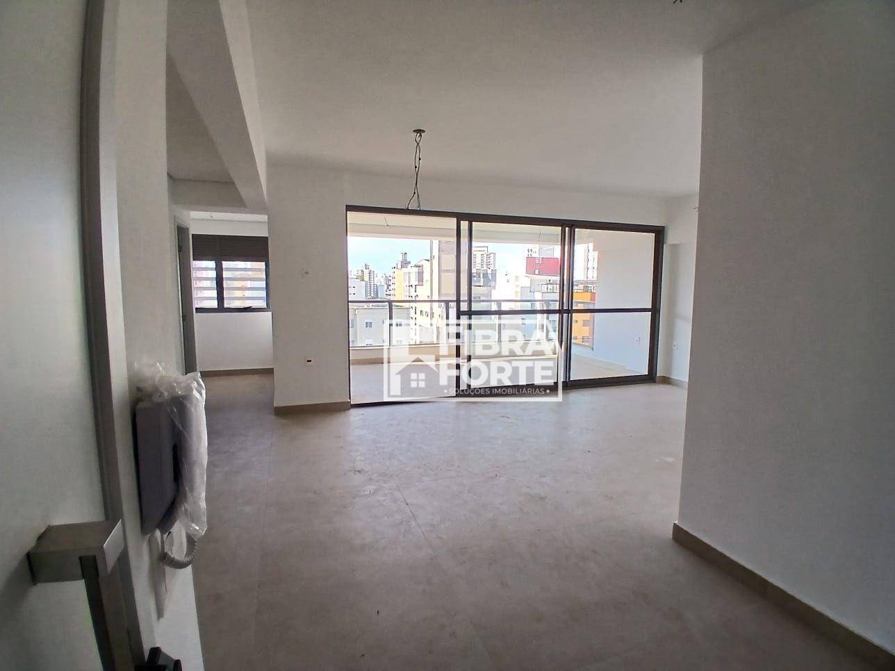 Apartamento à venda com 3 quartos, 111m² - Foto 6