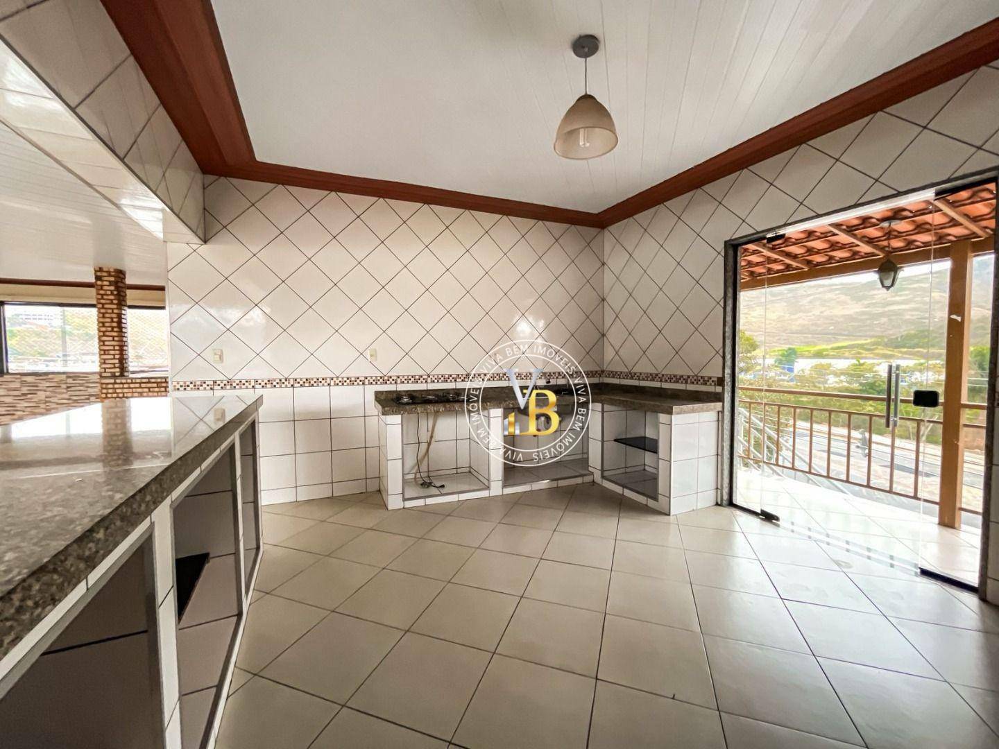 Casa para alugar com 4 quartos, 240m² - Foto 30