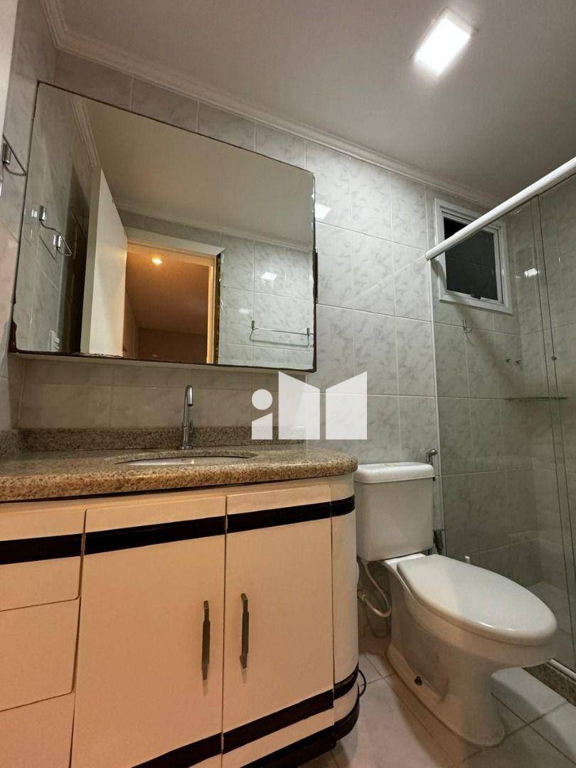 Apartamento à venda com 2 quartos, 80m² - Foto 13