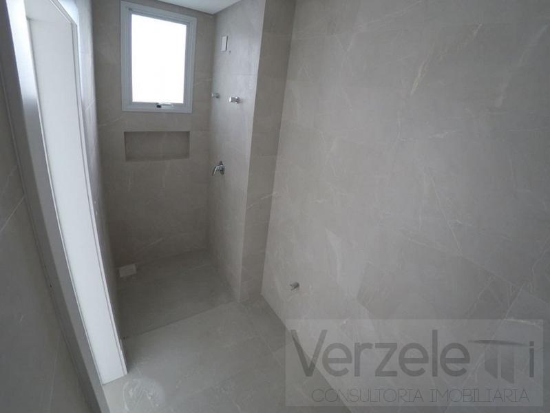 Apartamento à venda com 3 quartos, 151m² - Foto 17