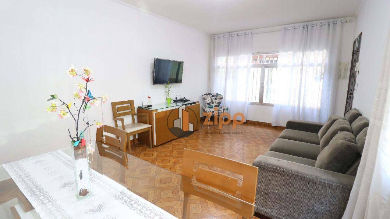 Sobrado à venda com 5 quartos, 226m² - Foto 1