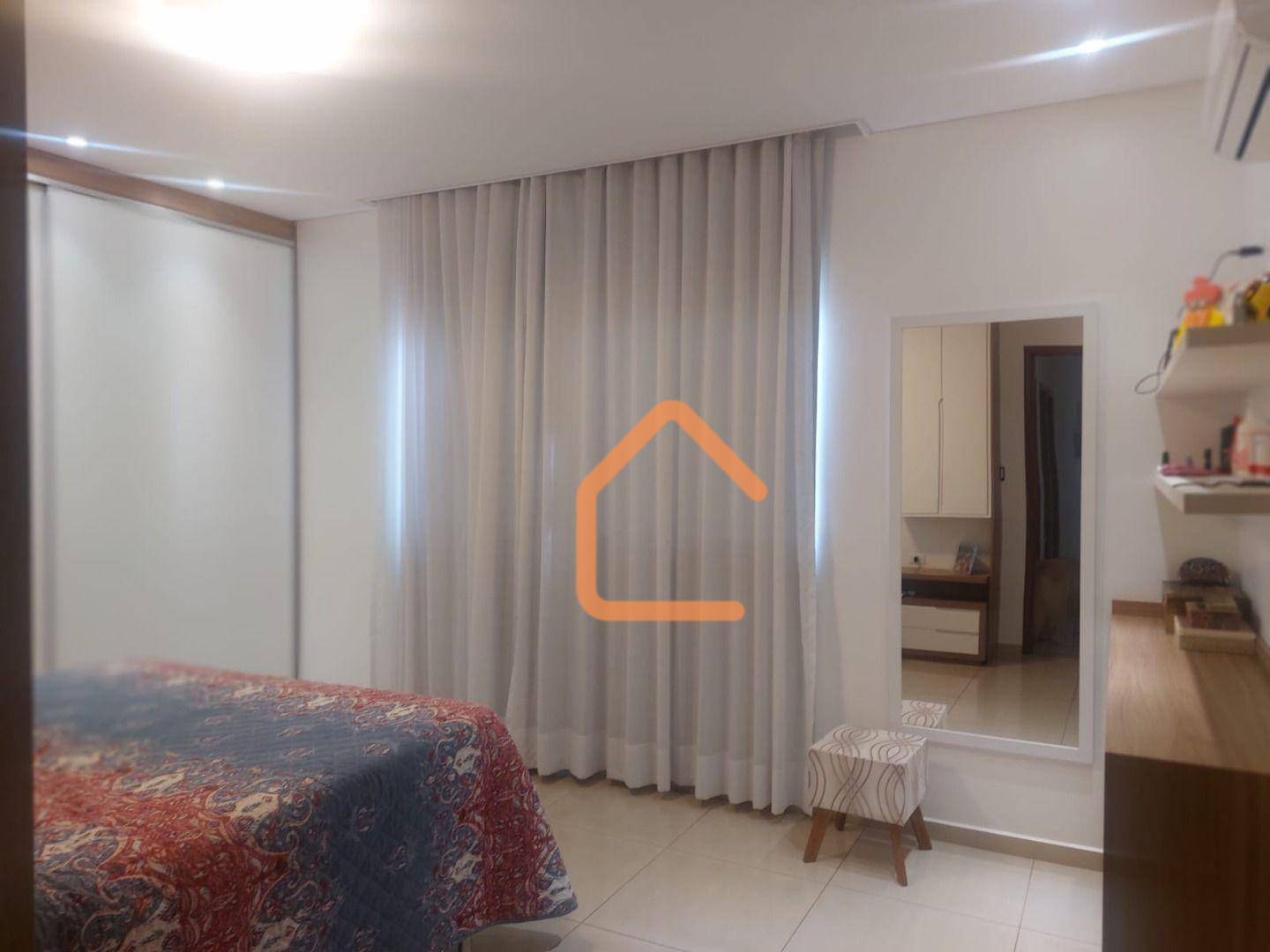 Casa à venda com 3 quartos, 190m² - Foto 14