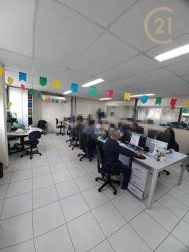 Prédio Inteiro para alugar, 1200m² - Foto 52