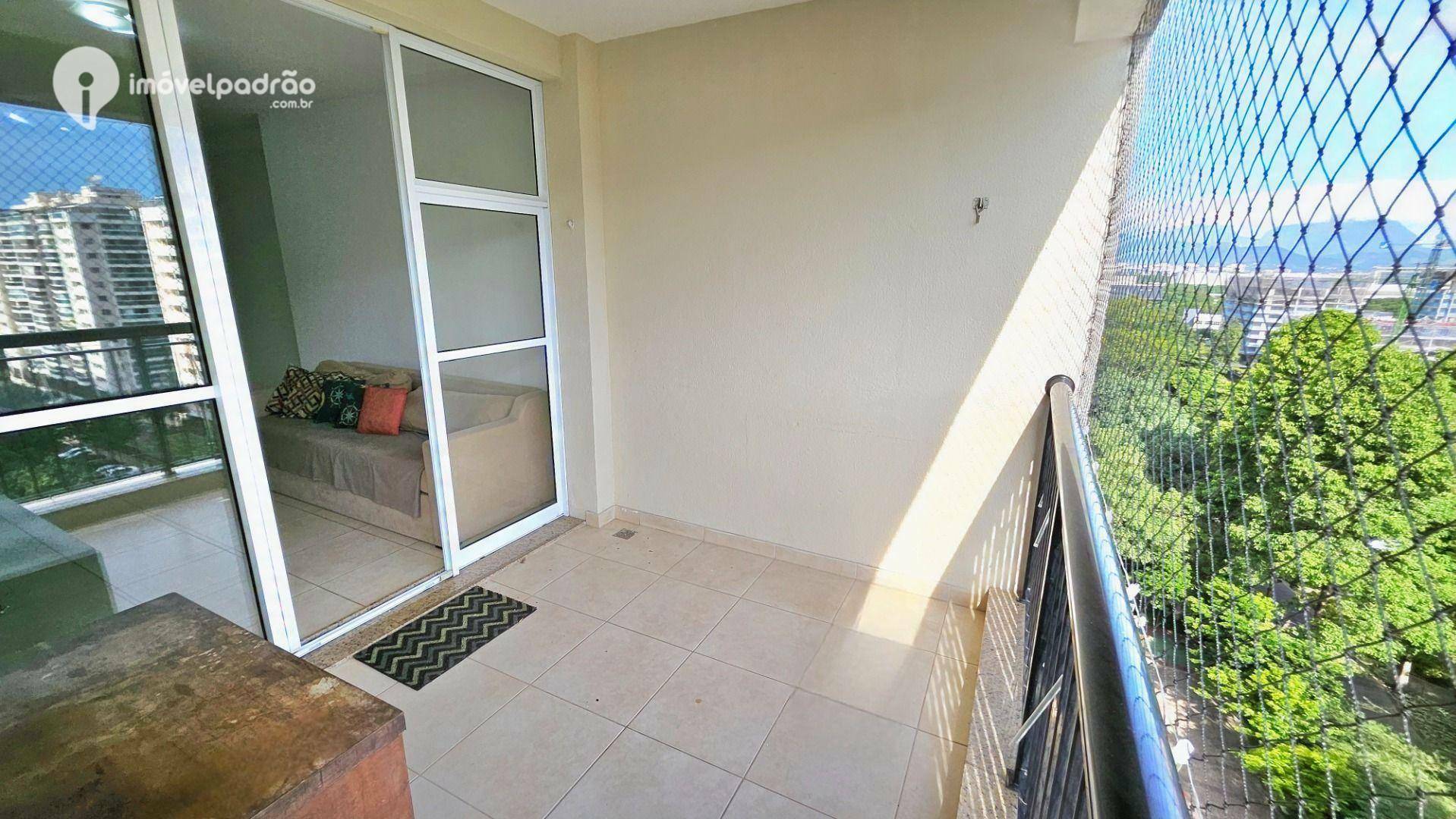 Apartamento para alugar com 2 quartos, 70m² - Foto 18