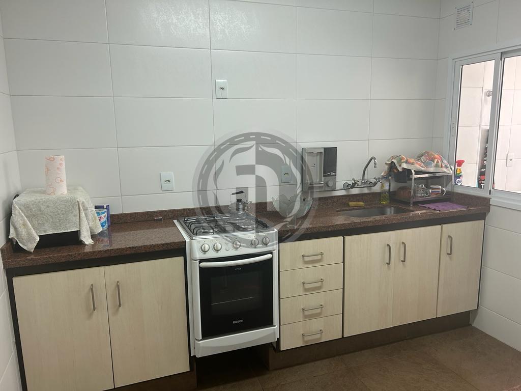 Apartamento à venda com 3 quartos, 95m² - Foto 4