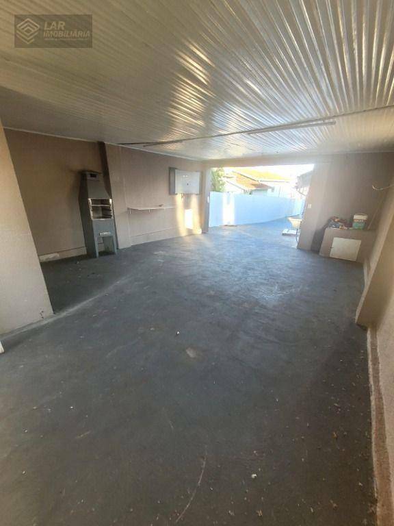 Casa para alugar com 3 quartos, 120m² - Foto 19